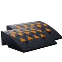 VEVOR Rubber Curb Ramp 2 Pack, 15.2 cm Rise Height Heavy-Duty 15 tons Load Capacity Threshold Ramps, Driveway Ramps with Stable Grid Structure for Car